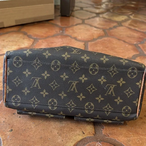Authentic Louis Vuitton bag vintage - Picture 9 of 15